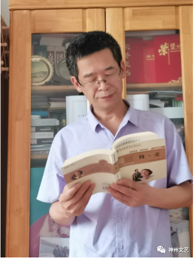 【难忘的求学生涯征文4号】梁军:难忘一堂思政课