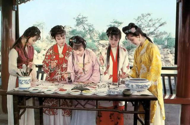 《红楼梦》七十八回 老学士闲征姽婳词 痴公子杜撰芙蓉诔